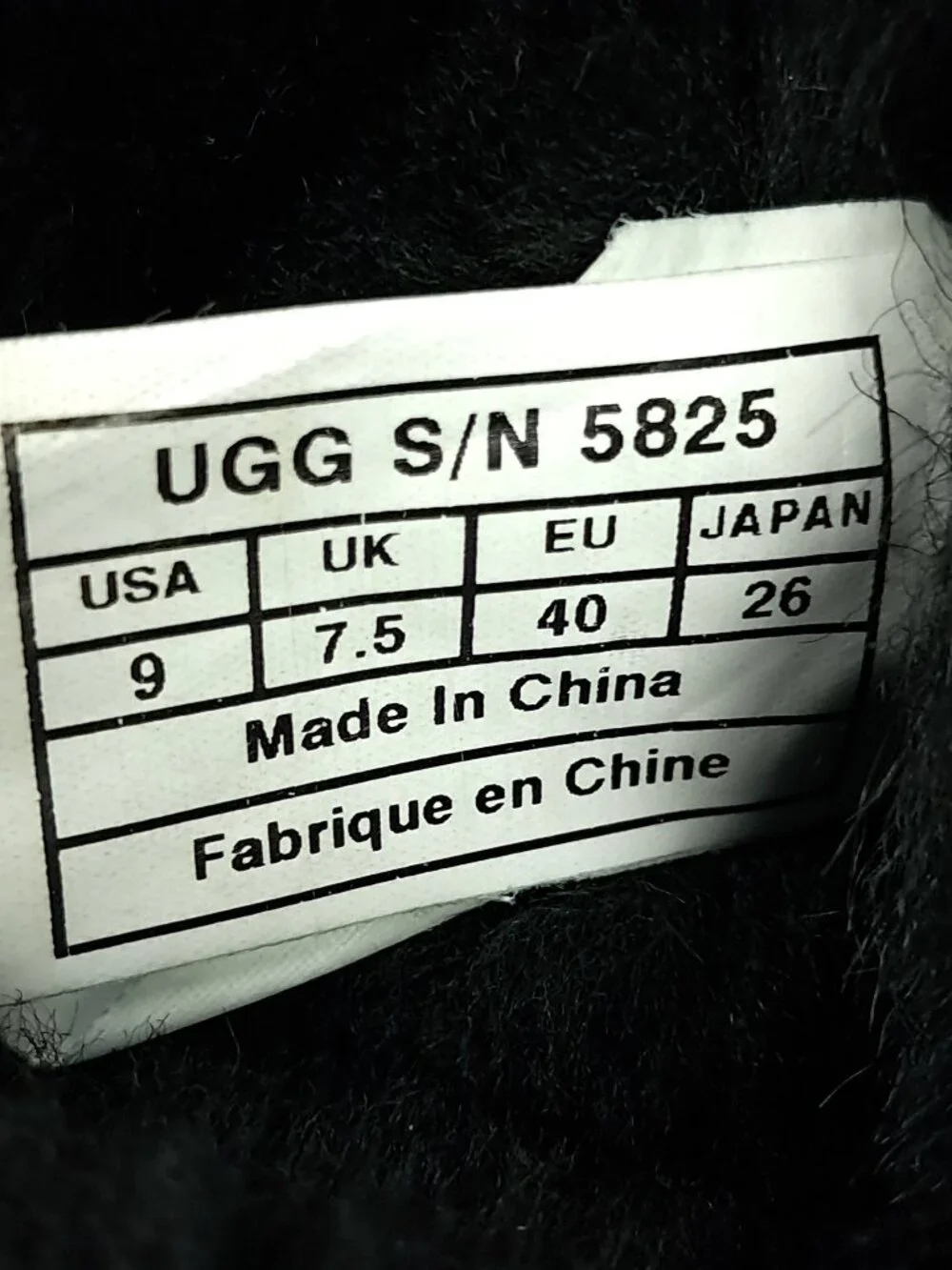UGG Classic Short Boots Women 9 Faded Black Leather Sheepskin Lined Pull On 5825